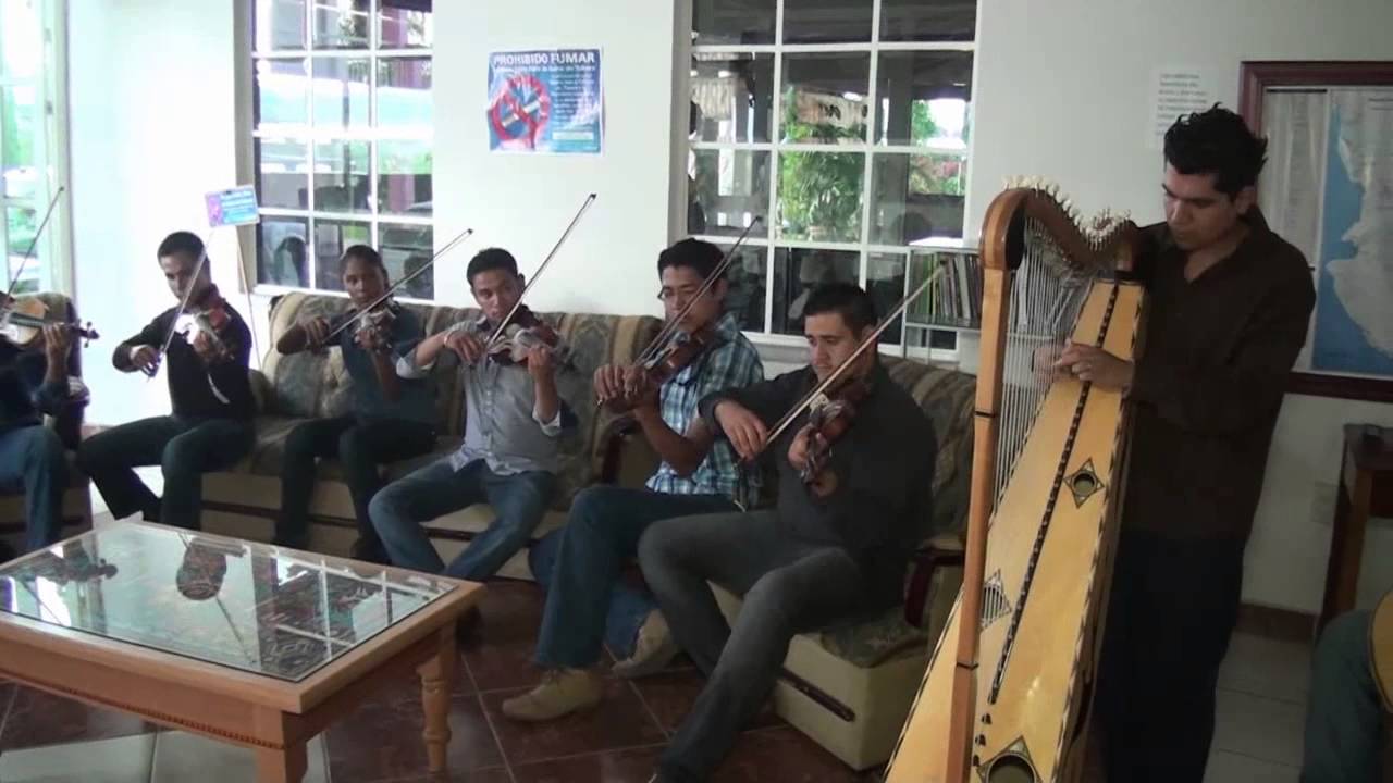 MARIACHI JUVENIL COLOTLAN ARPA