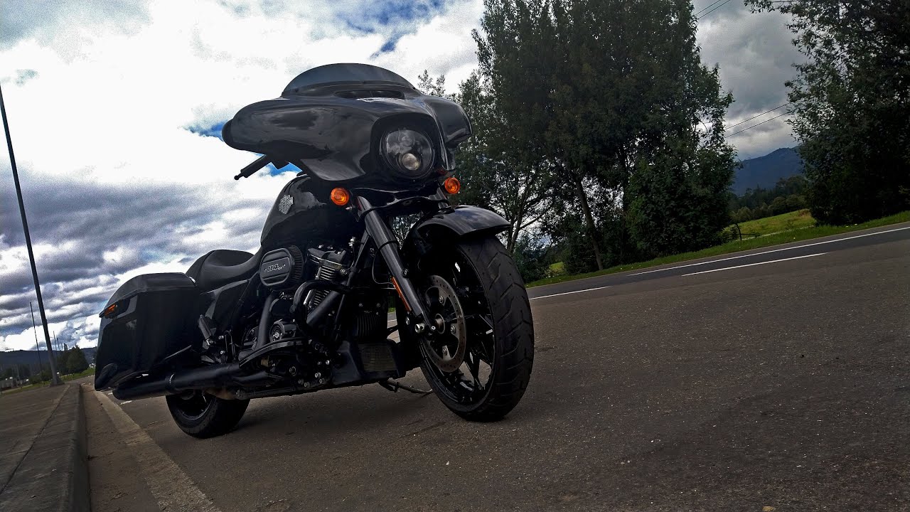 Harley-Davidson Street Glide Special | Manejando en Bogotá