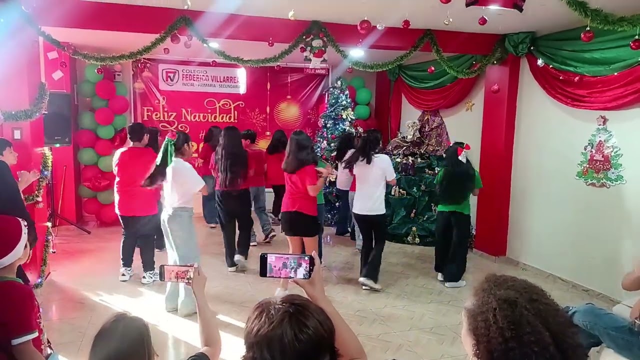 BAILE NAVIDEÑO 2025