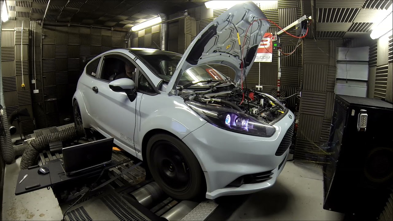 Fiesta ST200 running MSD380 On the Dyno at MSD In Blackpool Lancashire