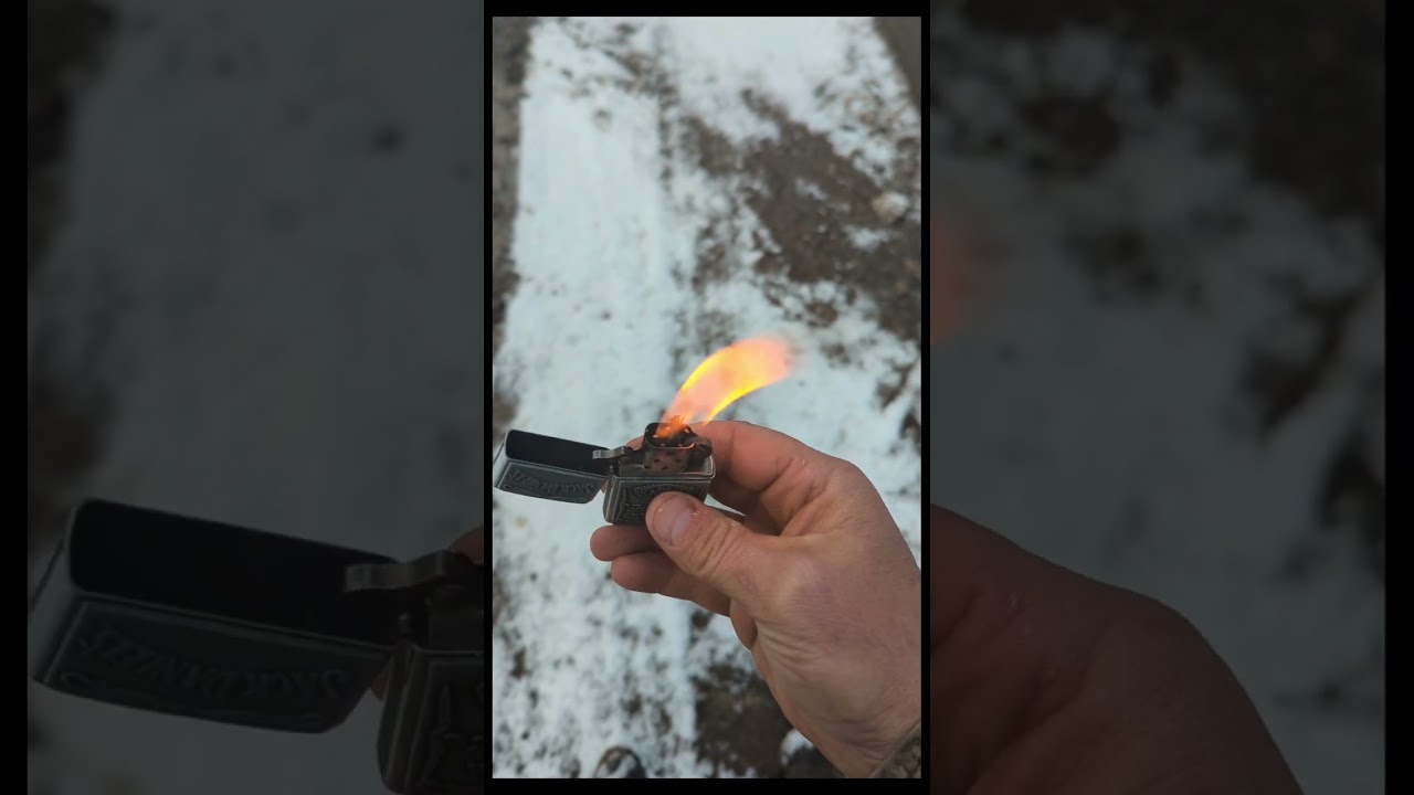 Хватит тратить деньги на жидкость для зажигалок ZIPPO? (Не пытайтесь повторить это дома)