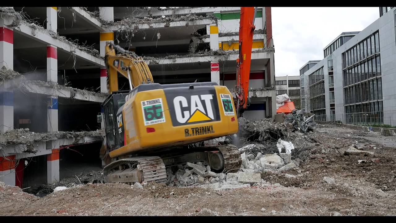Neuperlach der PEP-Parkgarage Abriss am 07.04.2016