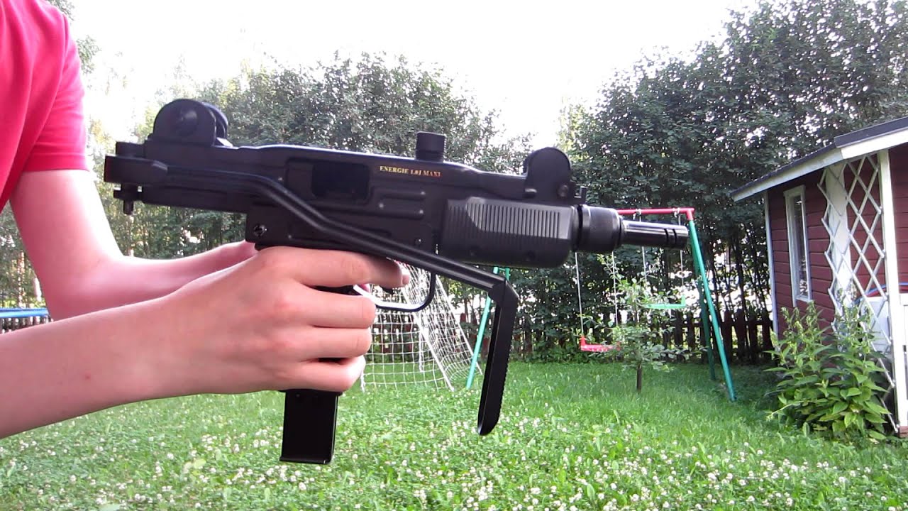 KWC Mini-Uzi CO2 Blowback New Version 2011