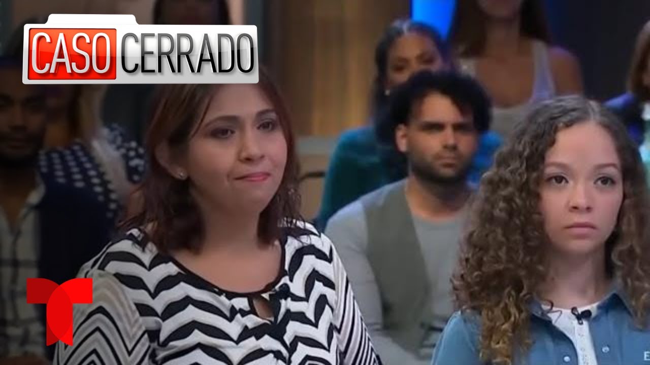 Caso Cerrado: Mi compañera filtra una foto mía en ropa interior y ahora me llaman prostituta