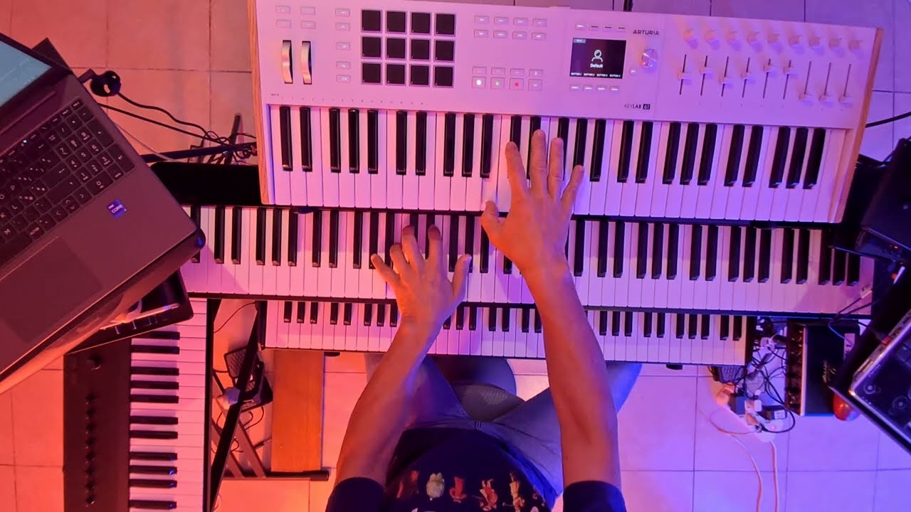 MAD MAN MOON - Genesis - Piano tutorial