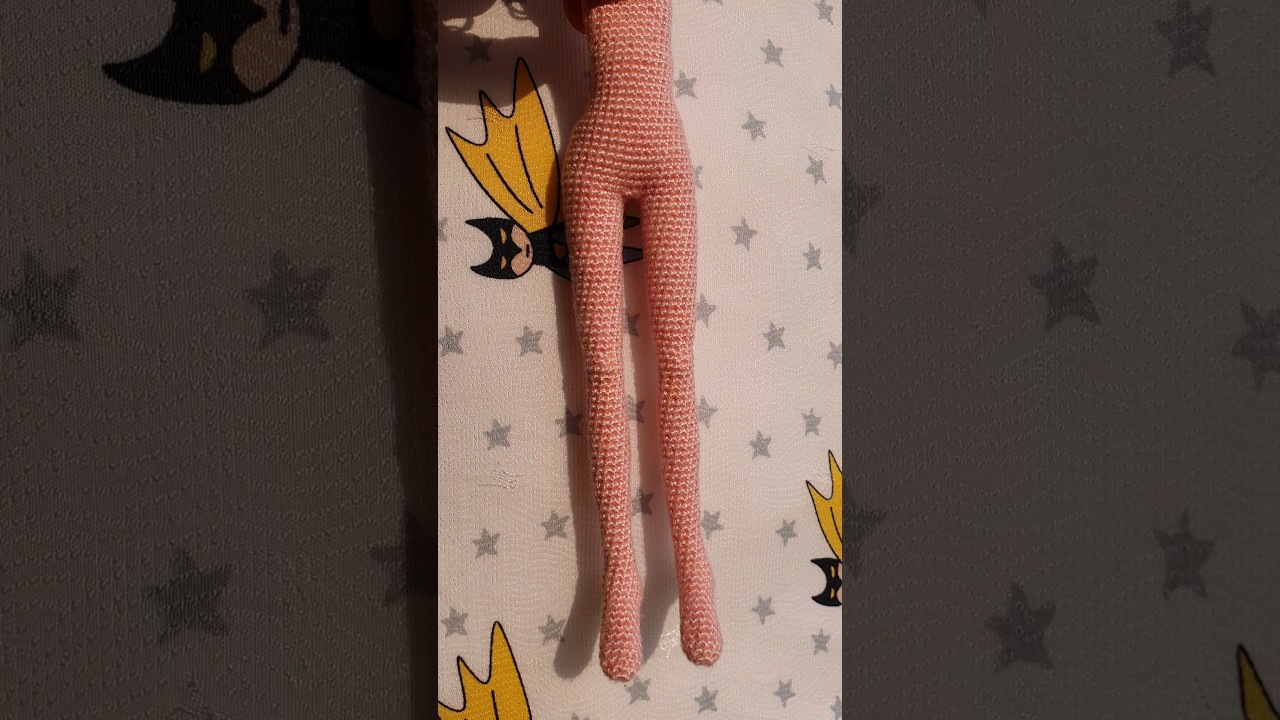 Amigurumi Realistic doll leg