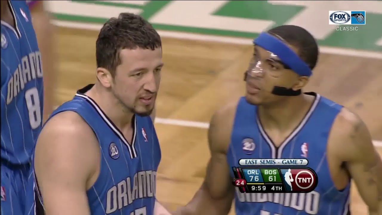 Hedo Türkoğlu's best match.25 points 12 ast.Game 7 to Boston Celtics Eastern Semis 2009 Playoffs...