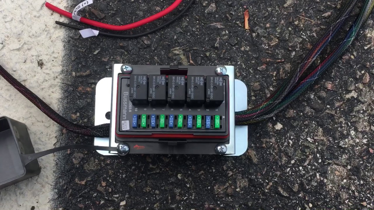 Off Road Relay Box for Lighting and accessories review!!