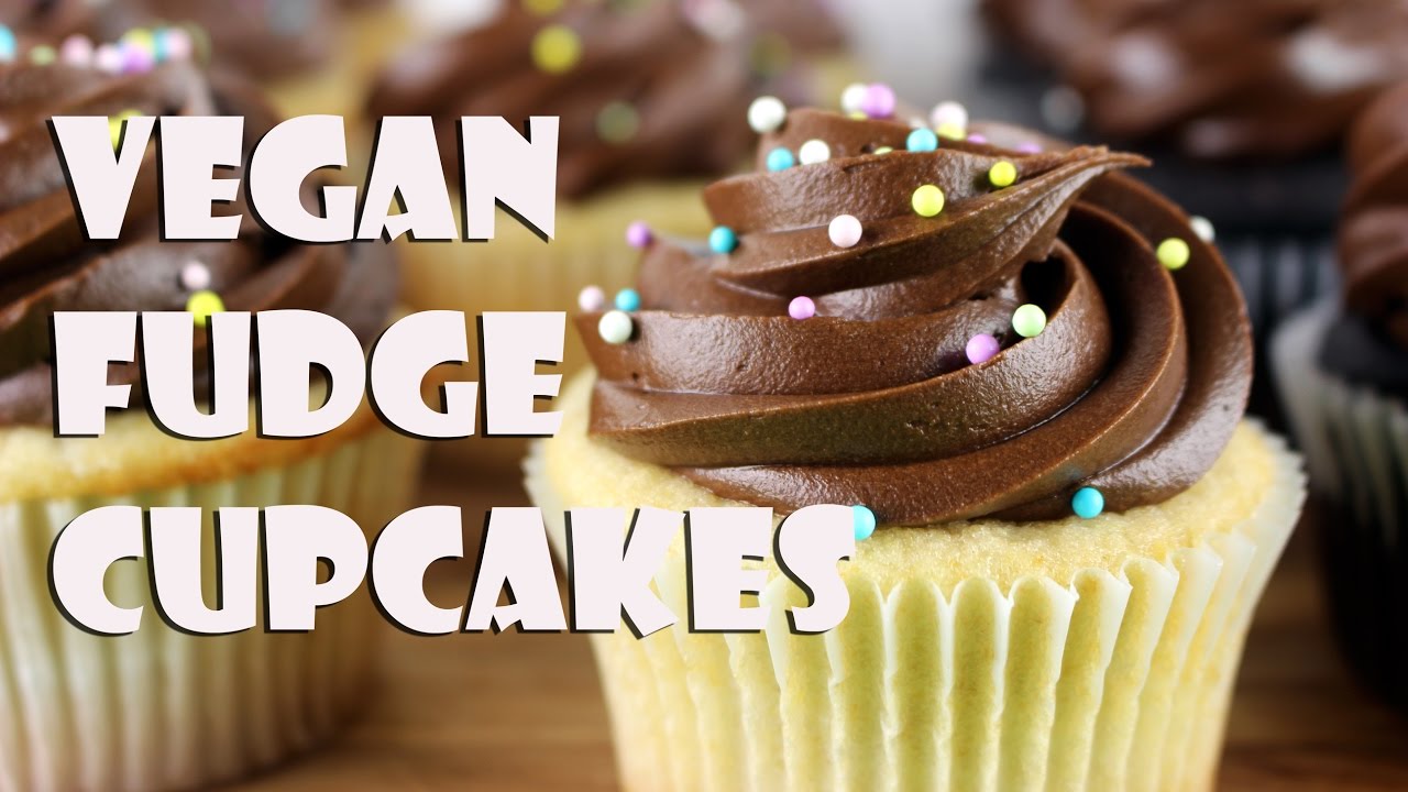 Vegan Fudge Cupcakes || Gretchen's Bakery