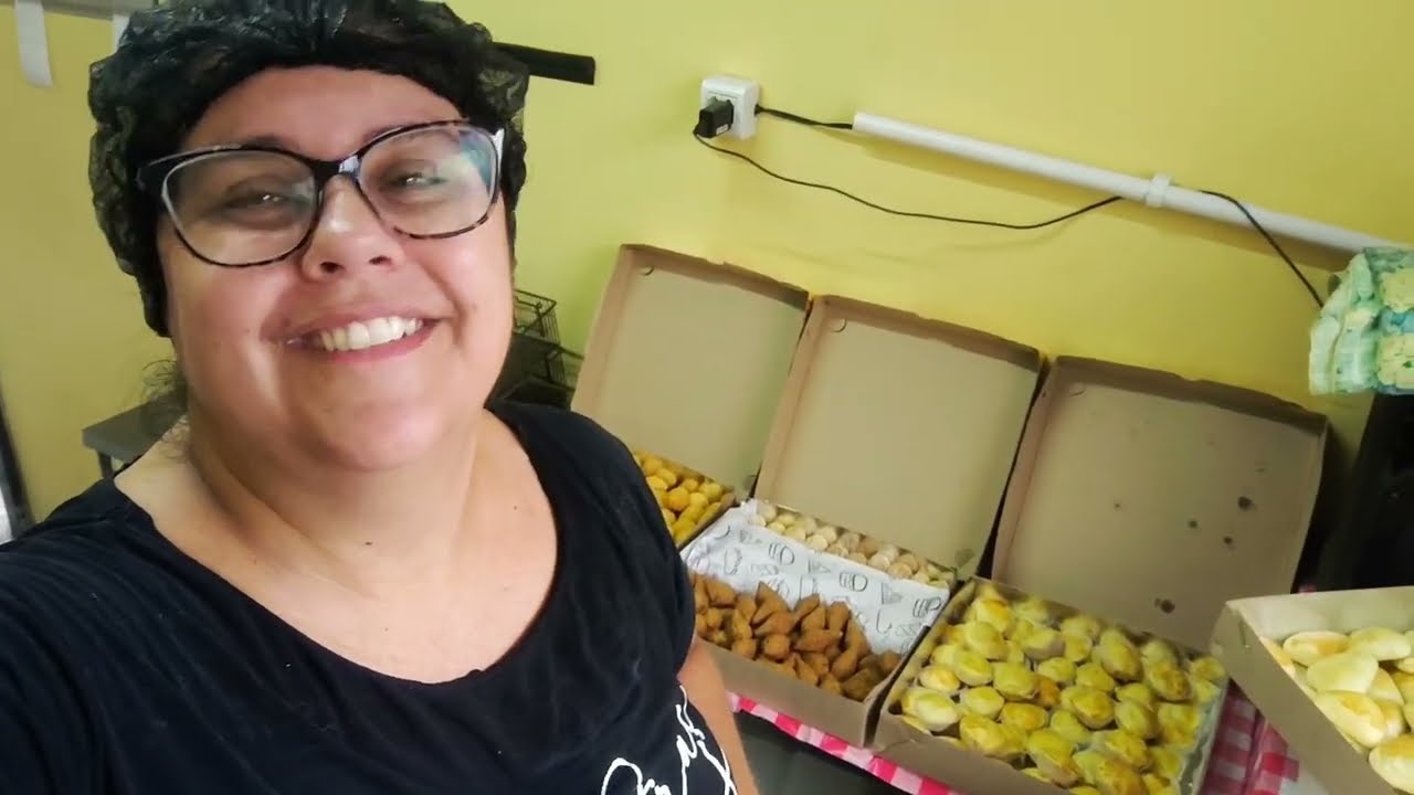 Frango molhado , porque não passa na modeladora . Vou mostrar na prática pra vocês 