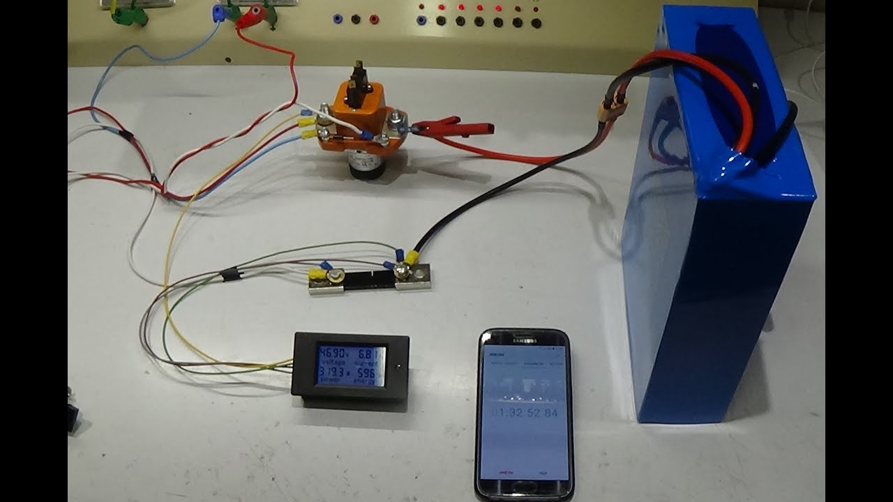 ESSAI D'UNE BATTERIE LITHIUM-ION 13S 10P 48V 20Ah