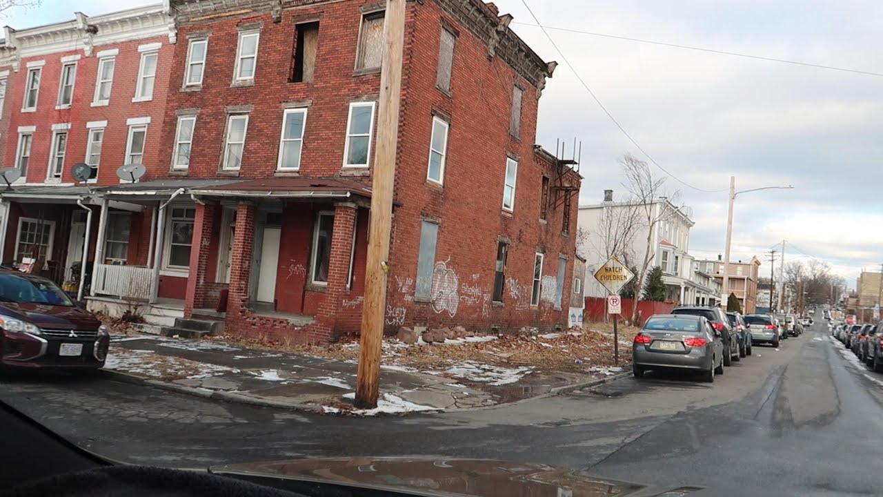 HARRISBURG, PENNSYLVANIA HOODS / BACKSTREETS