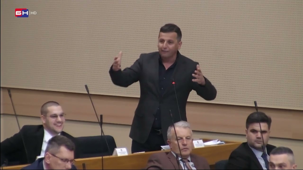 Vukanović: Dosta je glume i foliranja, znamo sve šta se radi