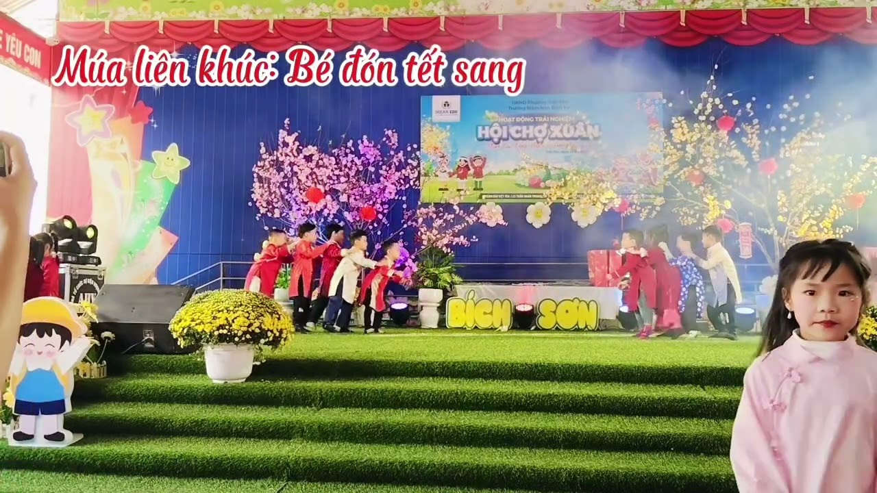 Múa liên khúc: Bé đón tết sang