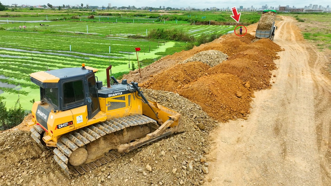 NEW, Nicely, Powered Shantui Bulldozer Pushing Soil, Speedy Land Leveling, Cutting Edge  Technology