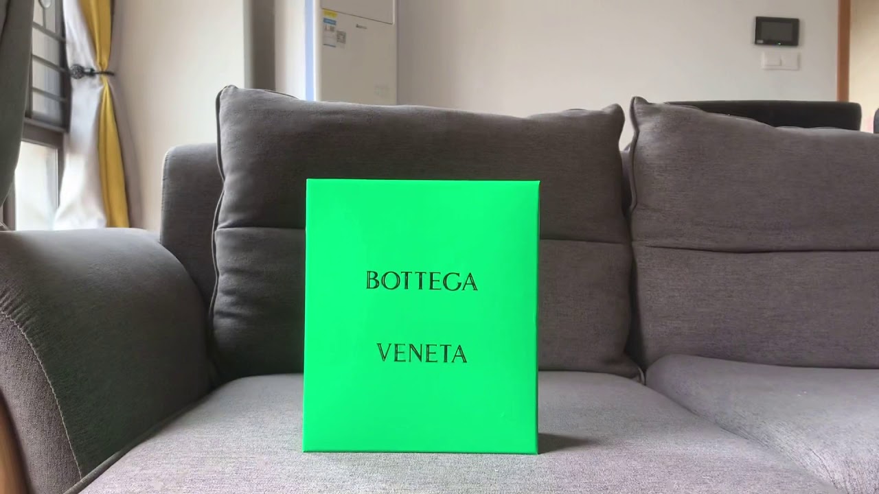 BOTTEGA VENETA The Belt Chain Pouch In Almond Calfskin Leather
