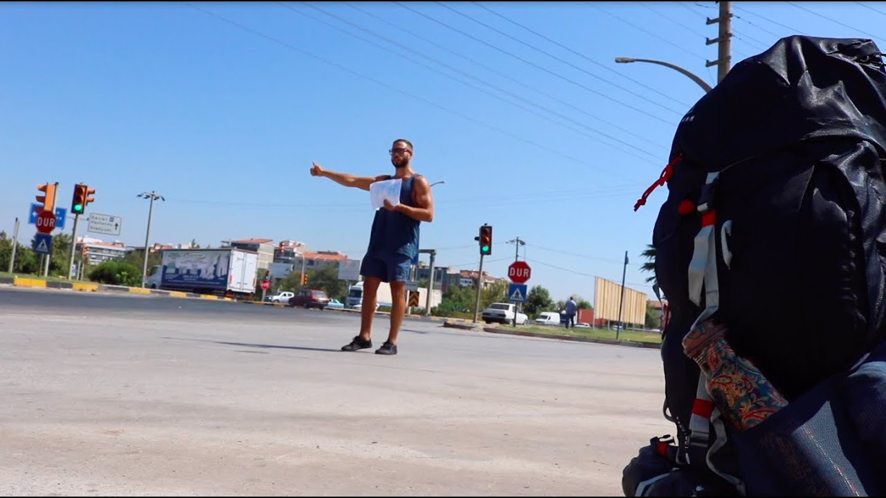 MY FIRST TIME HITCHHIKING | 1000KM TURKEY DAY 1