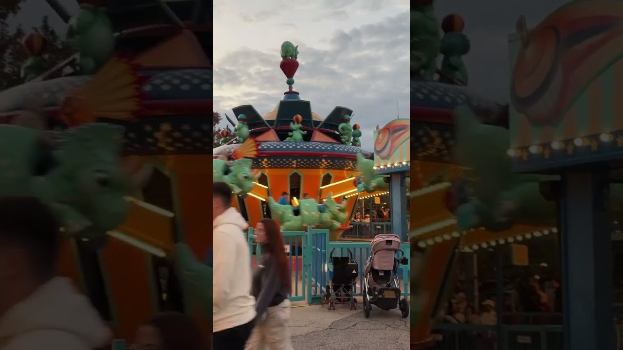 Chester and Hester Dinoland USA 