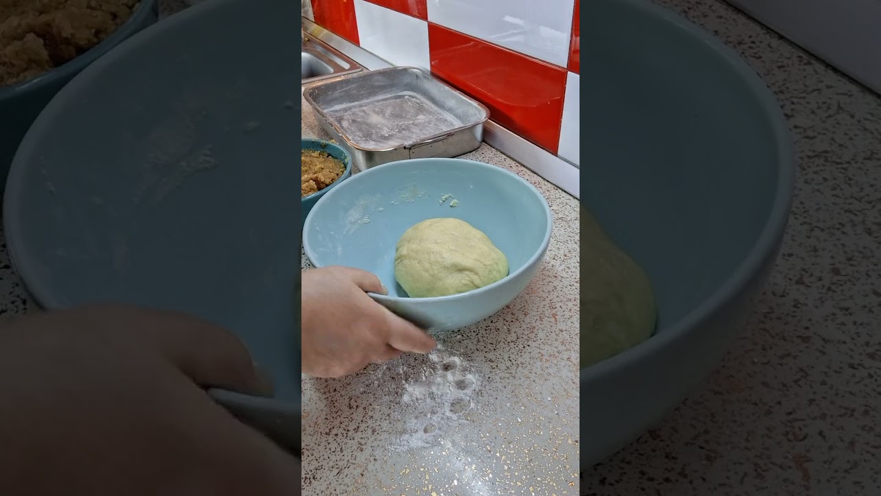 Plăcintă cu mere si nuci,deliciu!@