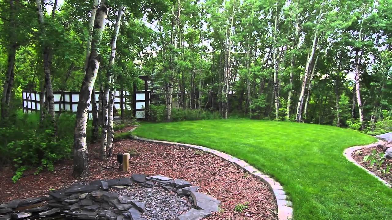 172 Slopeview Drive