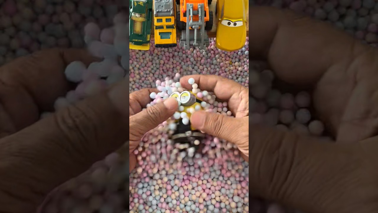 Exploring toys for Cute Minion toy with chain Ball#toys #minion #chain #ball #fyp #viral #cute