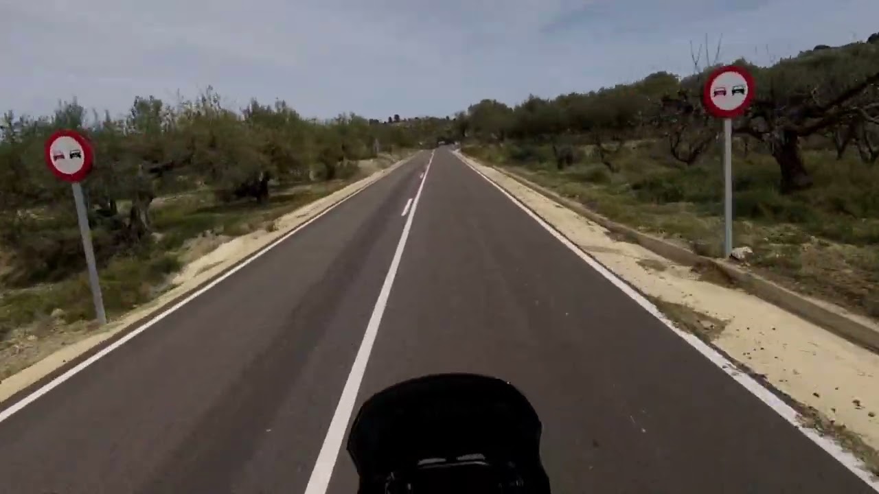 de Embalse de Beniarrés a Pego