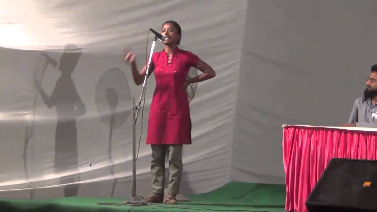 Dipsita Dhar from SFI speaks at JNUSU Elections 2015-16 Debate
