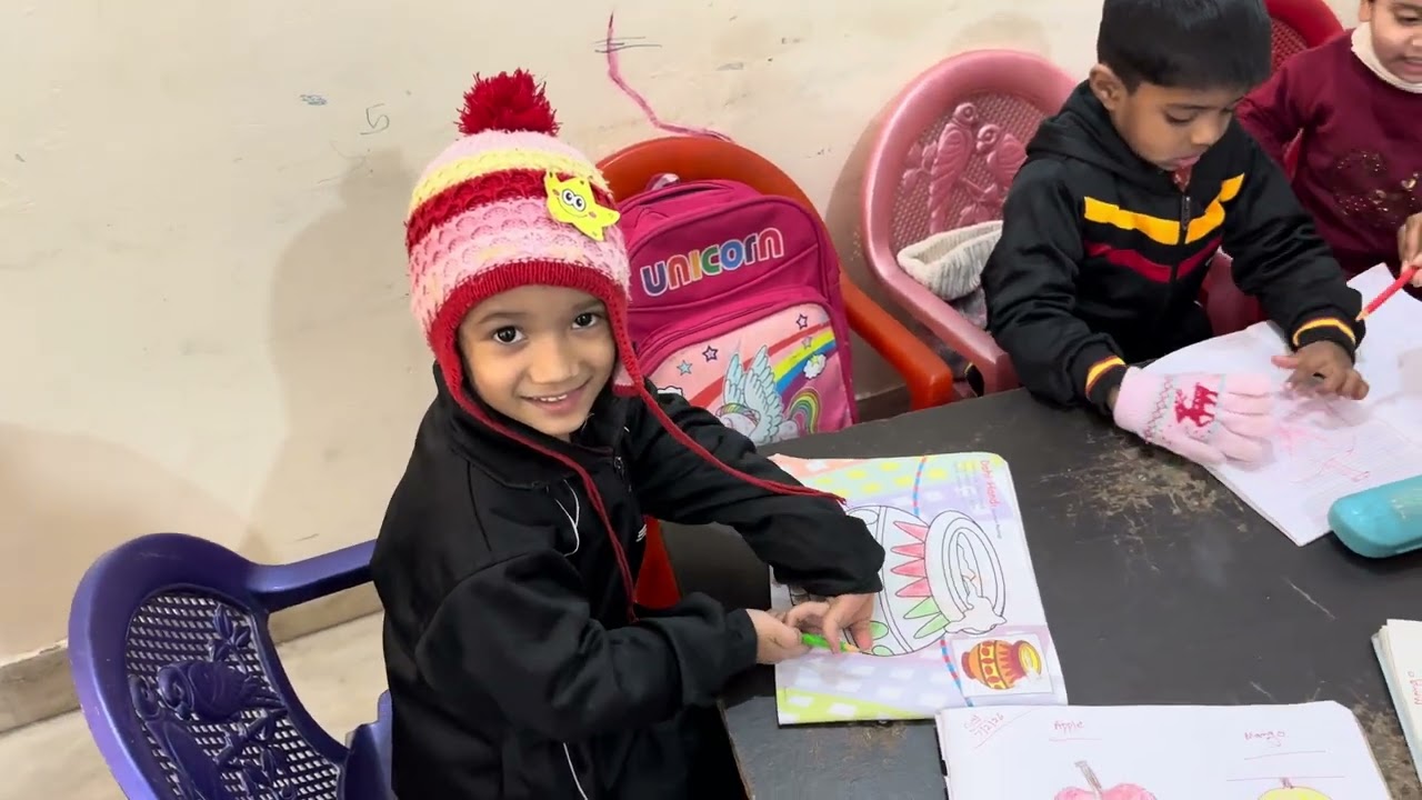 Children taking drawing period 🎨✍🏻