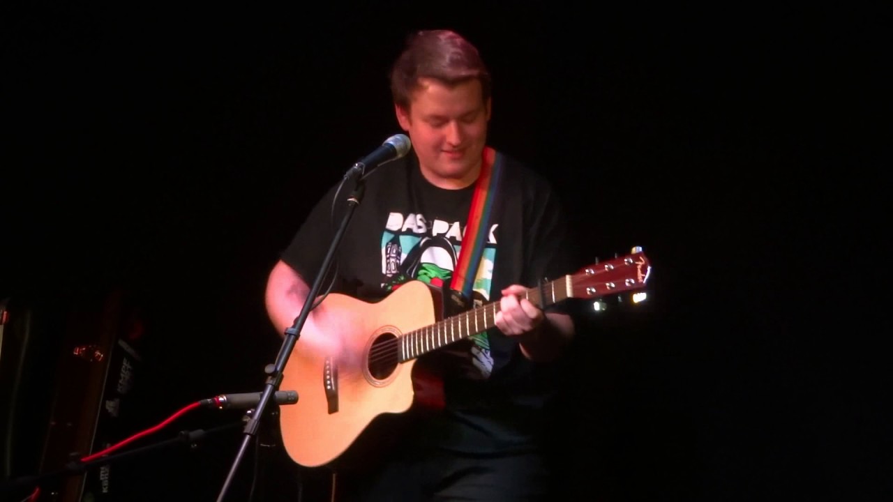 Grundhass - Dorfpunks (Live in Berlin)