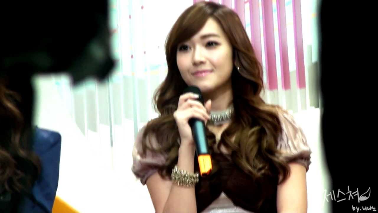 111027 Jessica @ Mnet Wide Open Studio