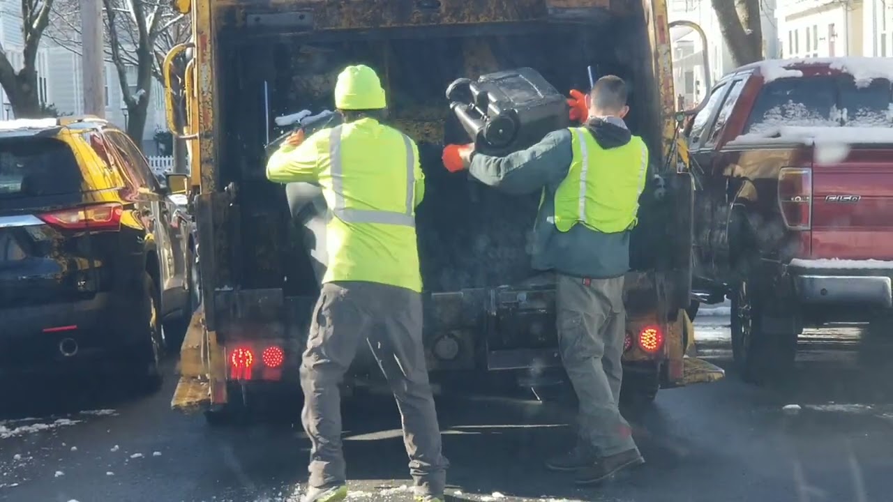 crushing trash 60