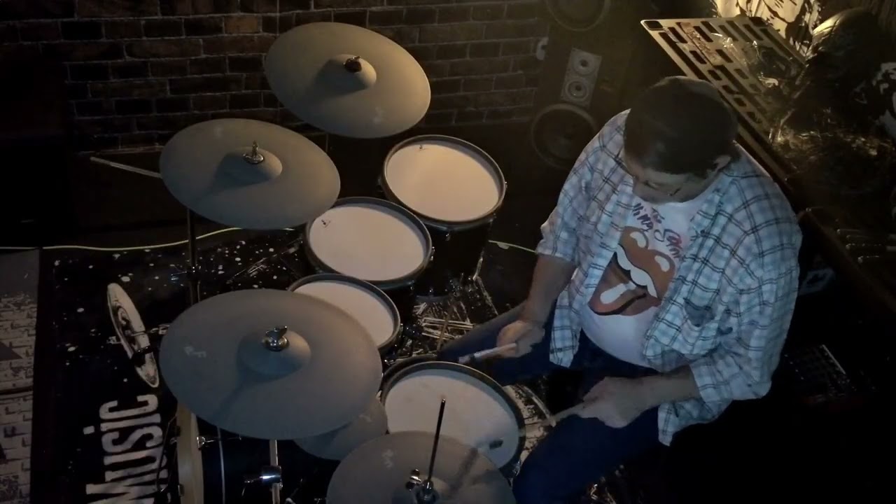 LINKIN PARK  - CRAWLING(Drum Cover)