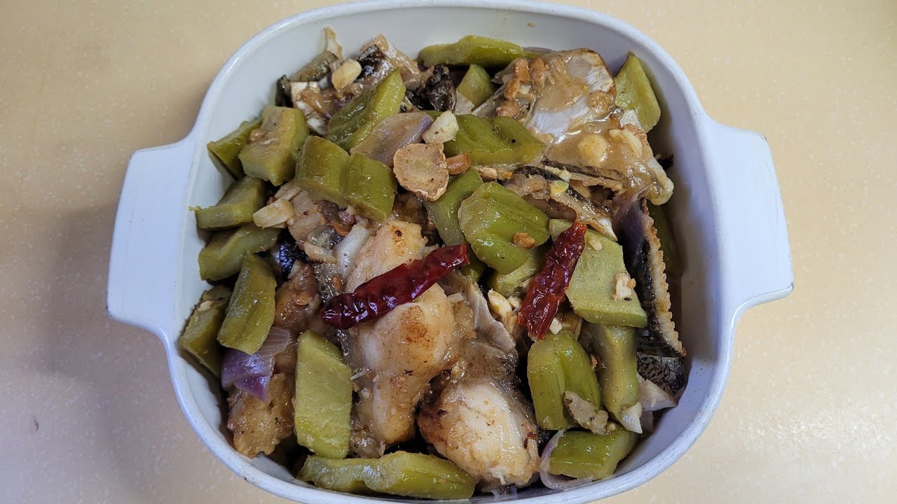 Ikan pare #fish #head #bittergourd #cooking #dinner #chinesefood #memasak #ikan #pare
