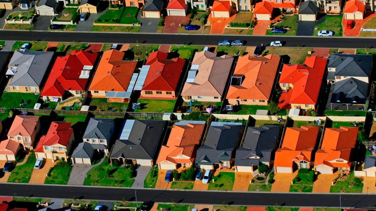 ‘Dramatically increased’ migration putting strain on Australia’s services