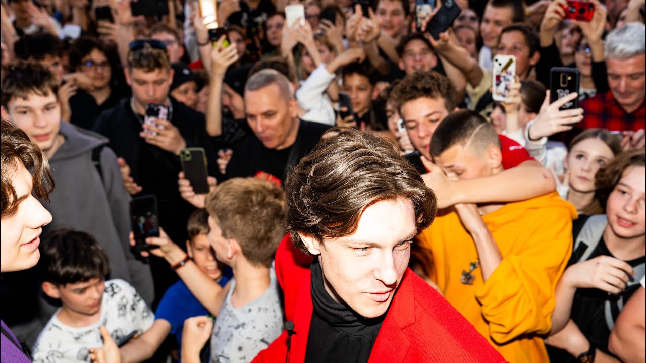 K&aacute;oszba Fulladt A 2OKOS MERCH DROP BAL&Aacute;ZSKICKSN&Eacute;L&hellip;