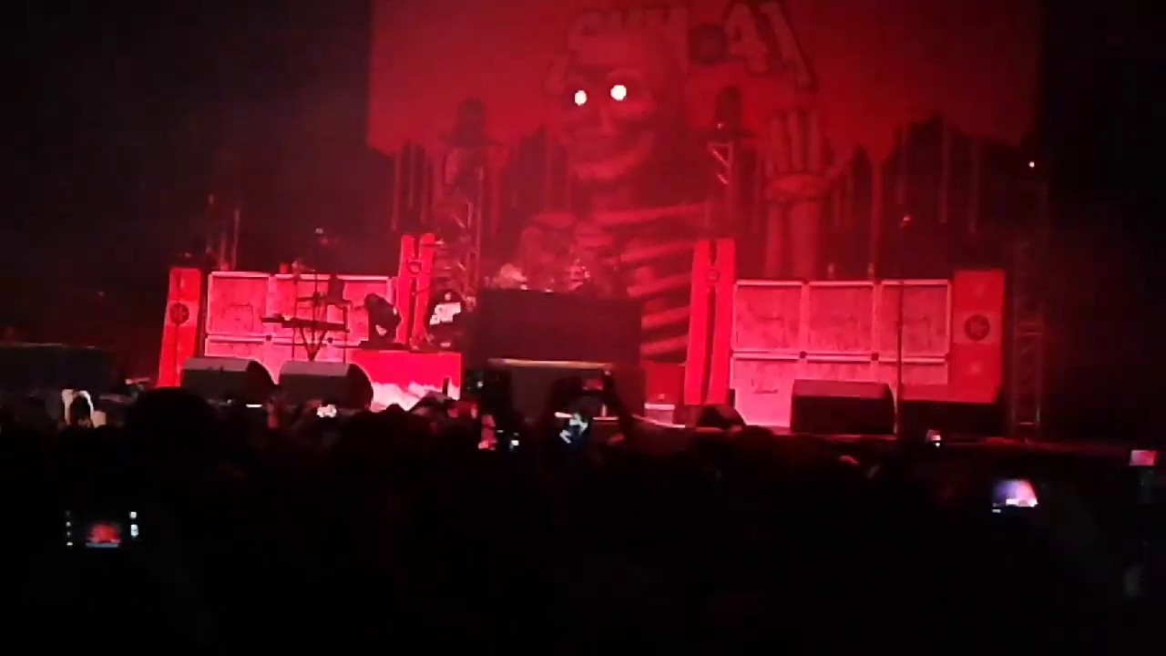 SUM 41 - Reason To Believe + Pieces (Madrid 2017)