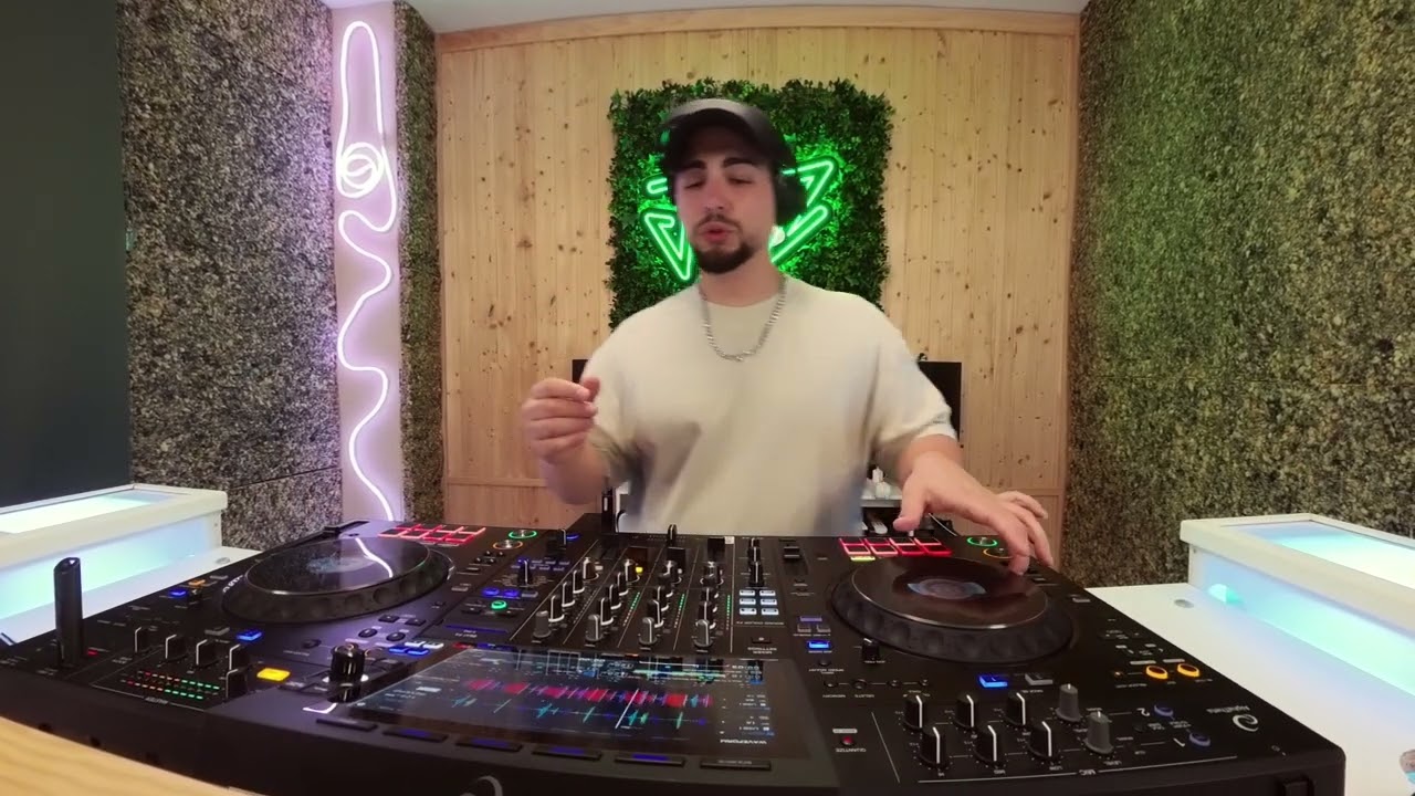 VIBRA MUSIC #82 - LATIN - TECH HOUSE MIX 2025