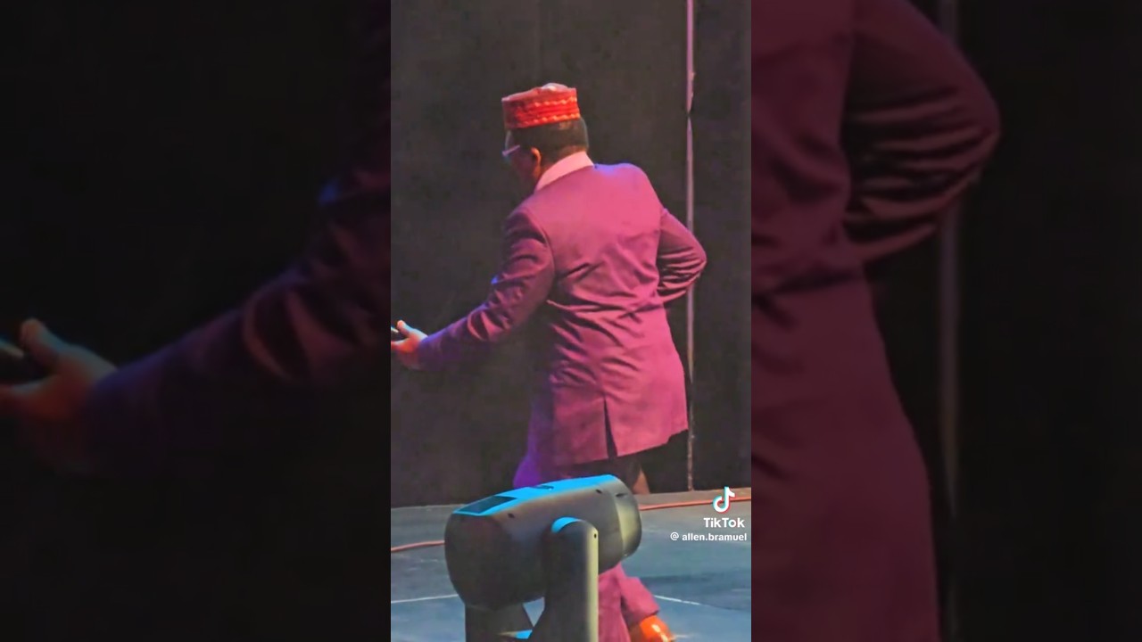 Apostle Nganga -Neno Evangelism Church_DANCING 😅🌹❤️