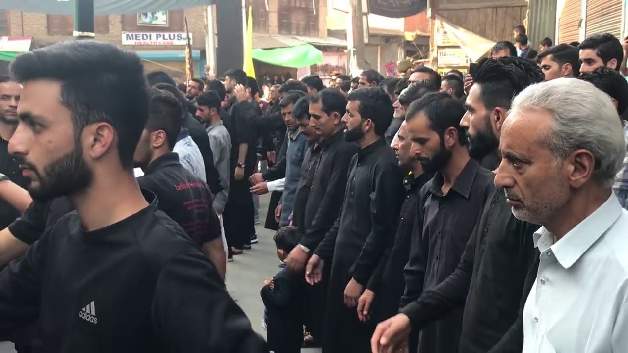 9TH MUHARRAM IN ICHGAM 2018 (Kashmire Heart breaking NOWHA)