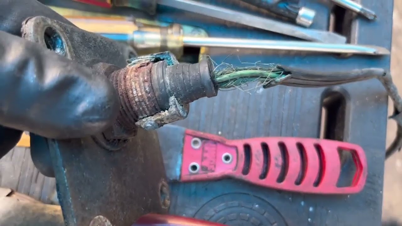 Gino's Garage-Project BillyRB. Compressor coolant lines, oil line, oil leak, and block heater..