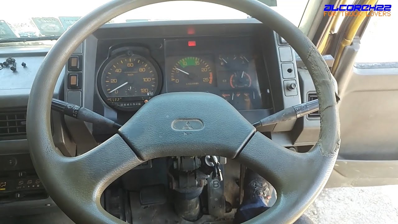 1994 Mitsubishi Fuso The Great FV415/FS425 V8 Startup