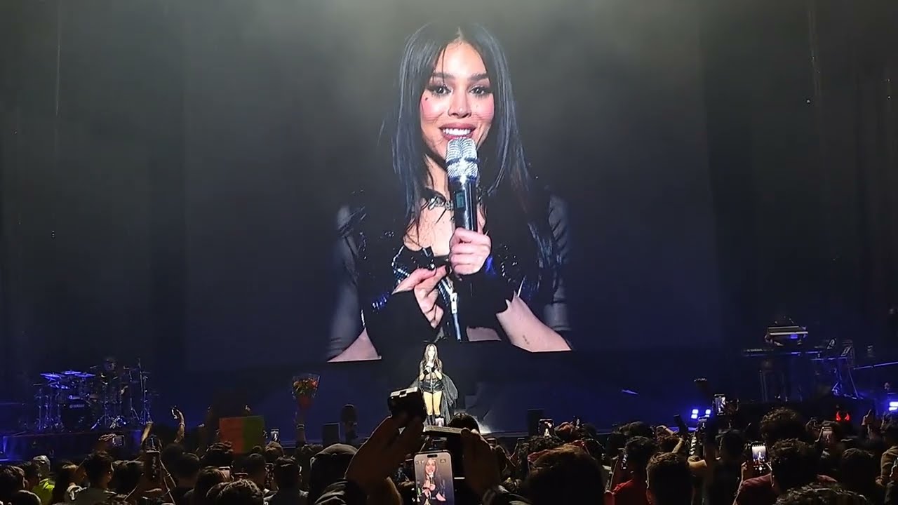 Danna - Tenemos Que Hablar - Danna Live Bogotá Colombia - Movistar Arena - 05/05/2024