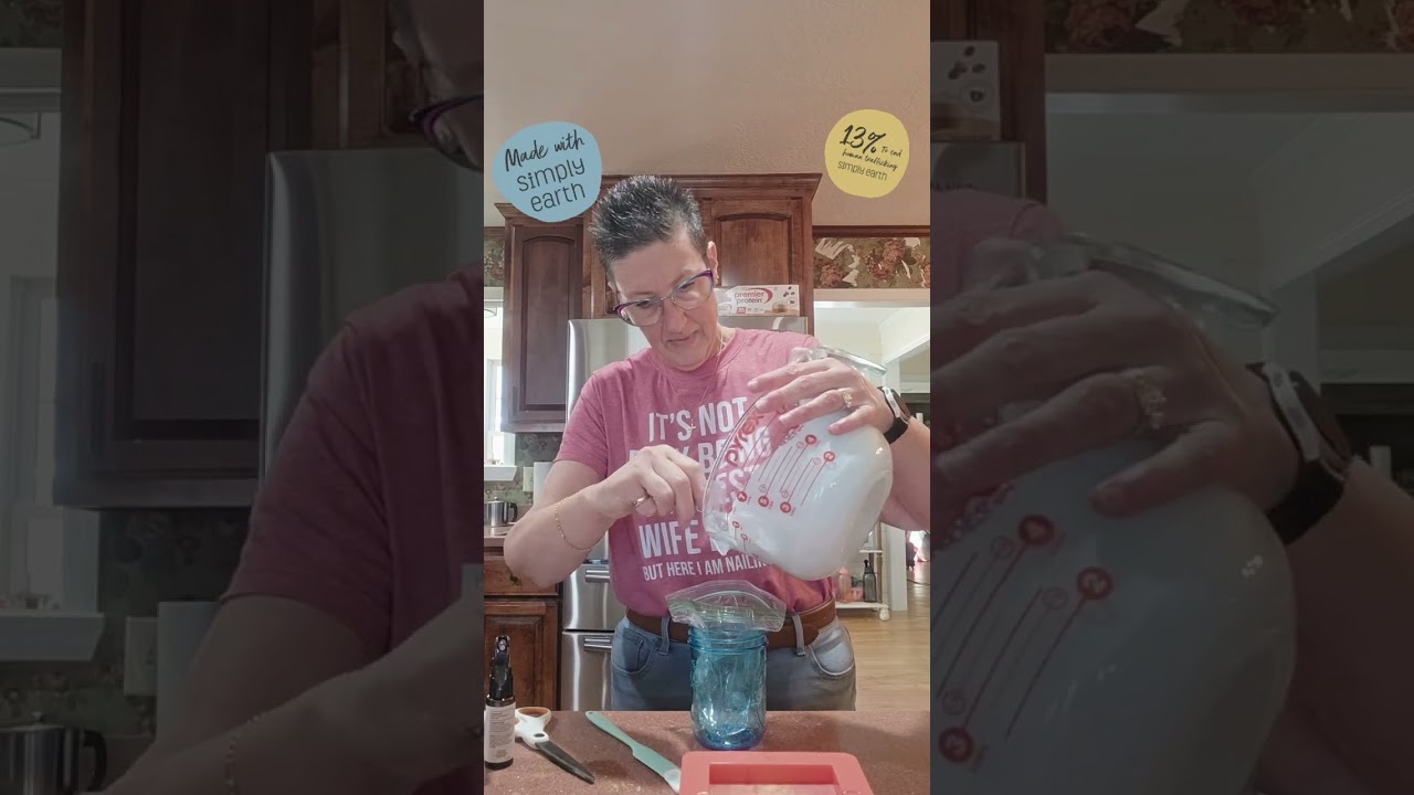 Check out the Sunset Float Melt and Pour DIY Soap Kit 🍹 