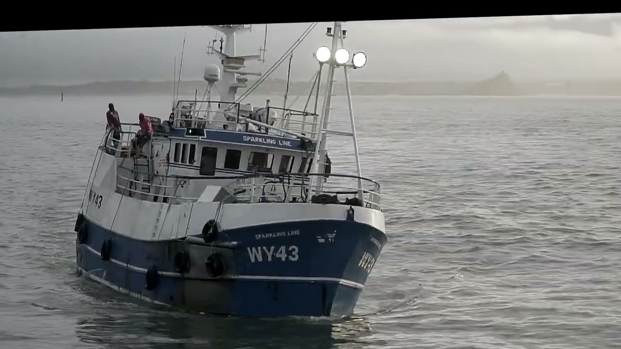 Vivier pot boat, Sparkling Line entering Newlyn.
