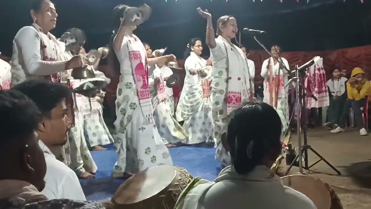 শিৱ পূজা উপলক্ষে নাম পৰিৱেশ কৰা। লখিমী বোৱাৰী নাম দল হাউলী গাওঁ। 15-2-2026 