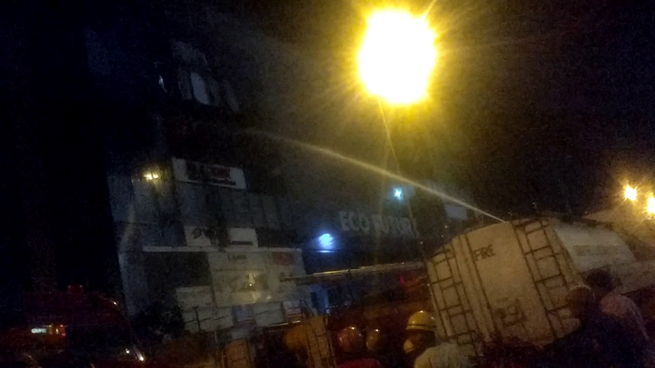 Fire in mall @ surat eco futurz