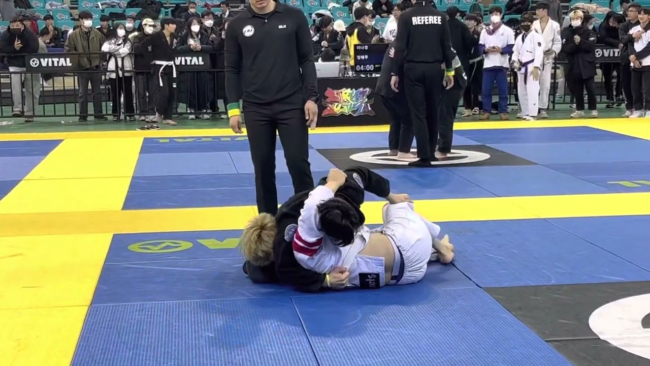 KJCF챔피언스리그 화이트 벨트 비기너  준결승 -88.3 이형진