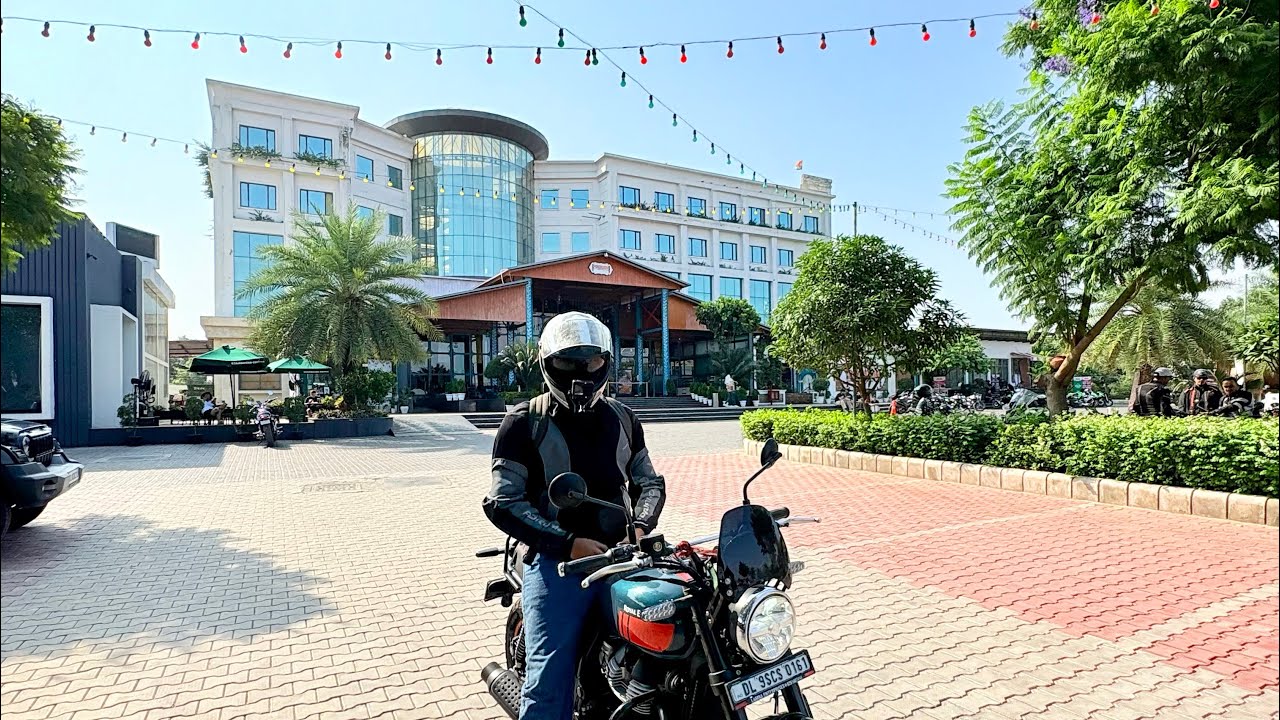 Bear 650 Sunday Ride | 150 km Breakfast Trip + Real Ride Talk