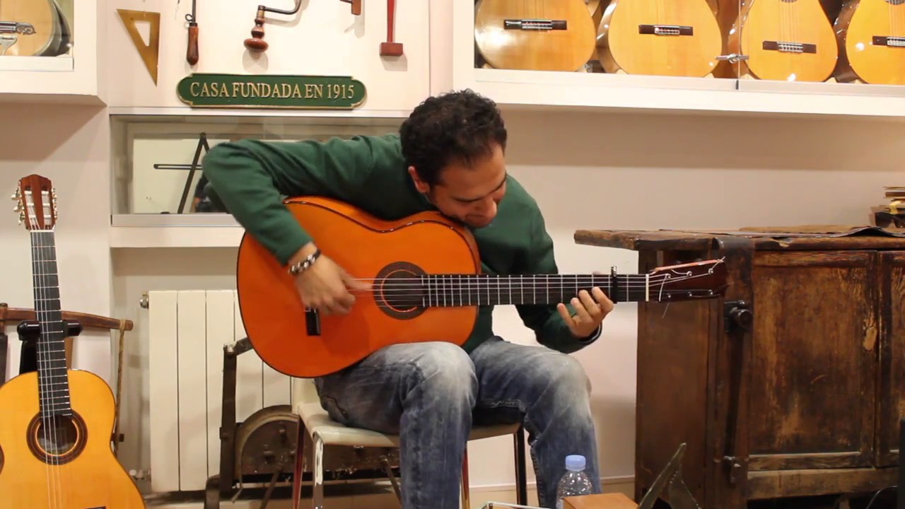 Sobrinos de Domingo Esteso - Moraito Re-Edition 1972 guitar played by Diego del Morao