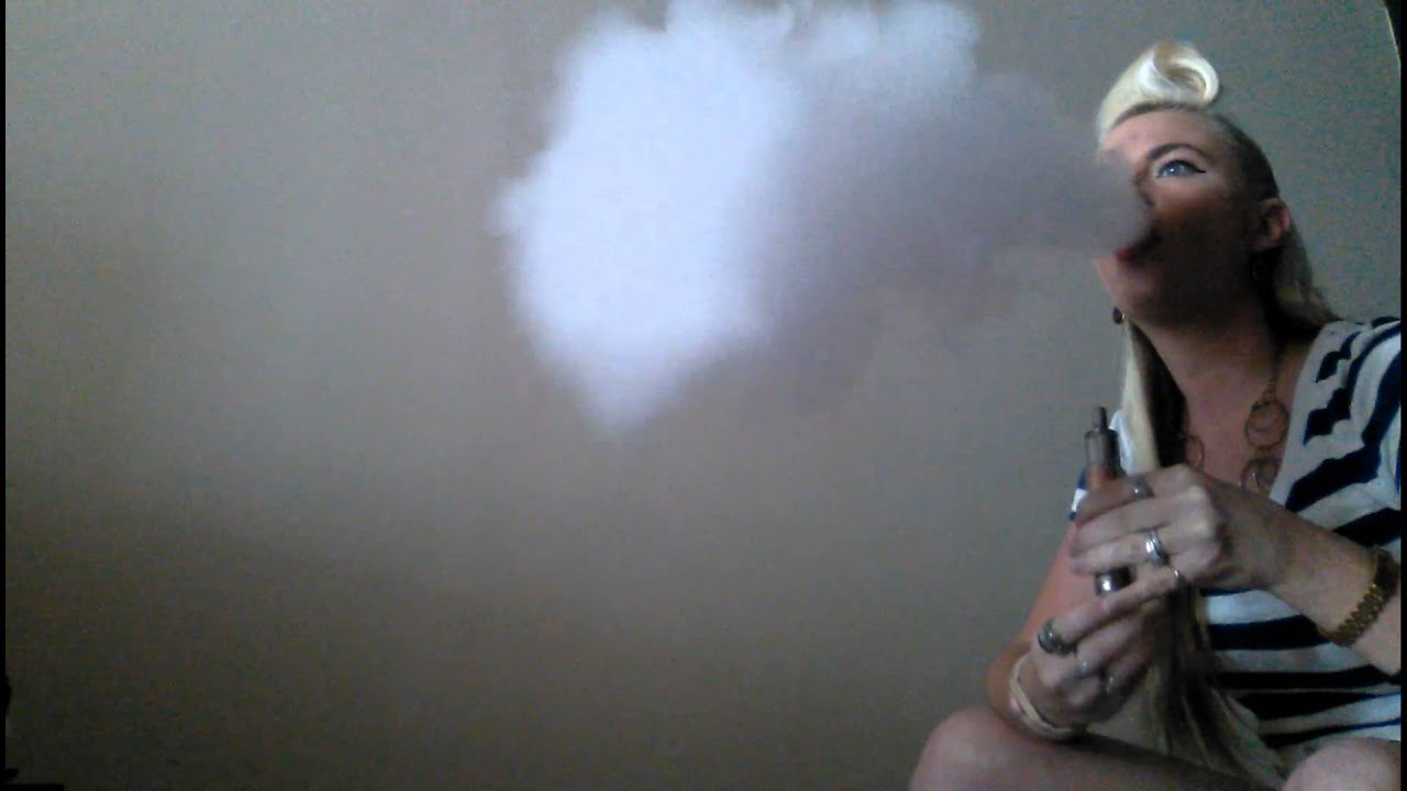 Vaping 4th of July practicing clouds